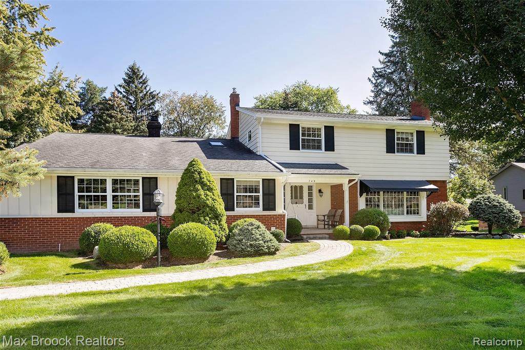 749 Leinster Rd - Photo 1