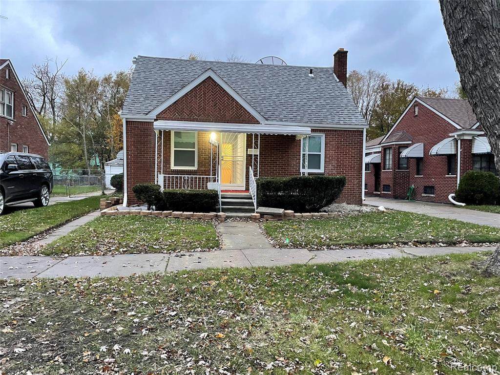 19363 Sunset St - Photo 1