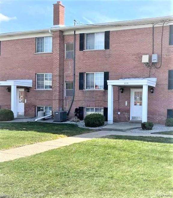 8191 Denwood Dr - Photo 1