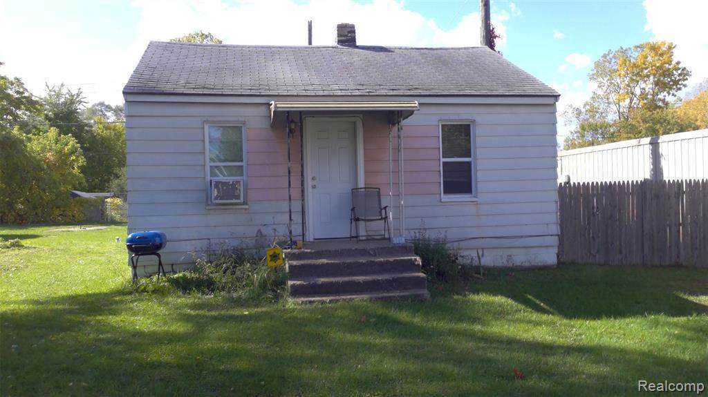 5374 Dort Hwy - Photo 1
