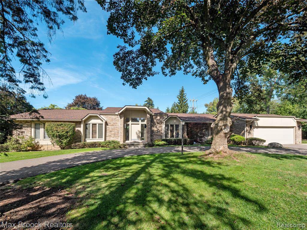 27440 Lakehills - Photo 1