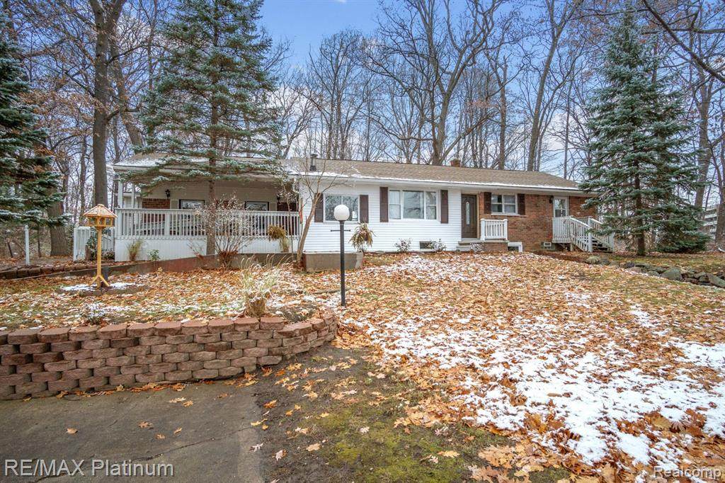 45170 Pontiac Trail - Photo 1