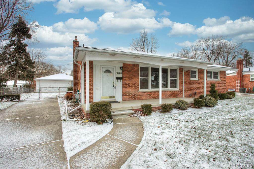 35959 Orangelawn - Photo 1