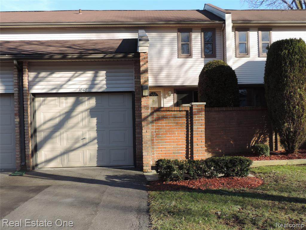 1048 Willow Grove - Photo 1