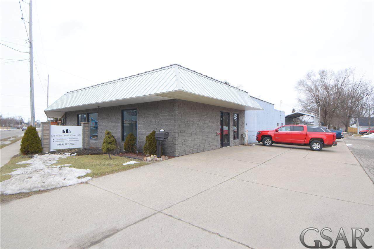 1201 Corunna Ave. - Photo 1
