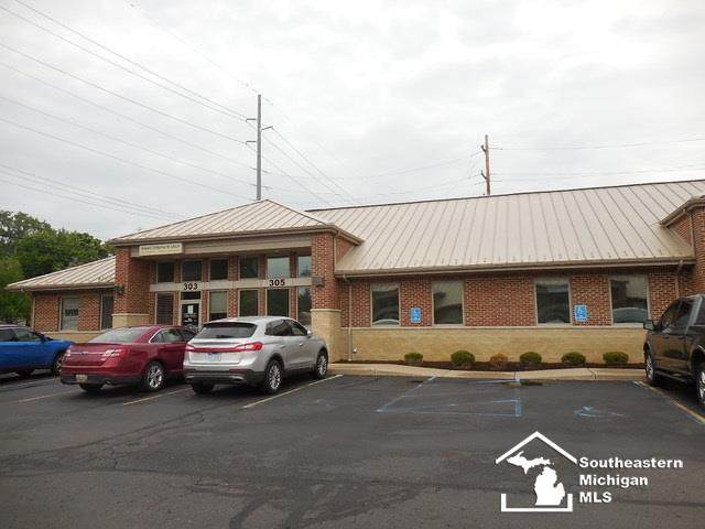 305 Stewart - Photo 1