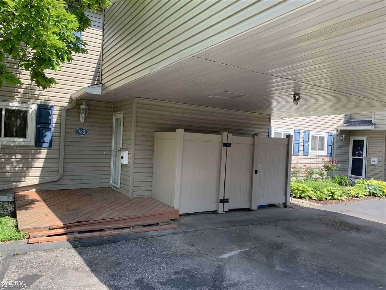 783 Kirts - Photo 1