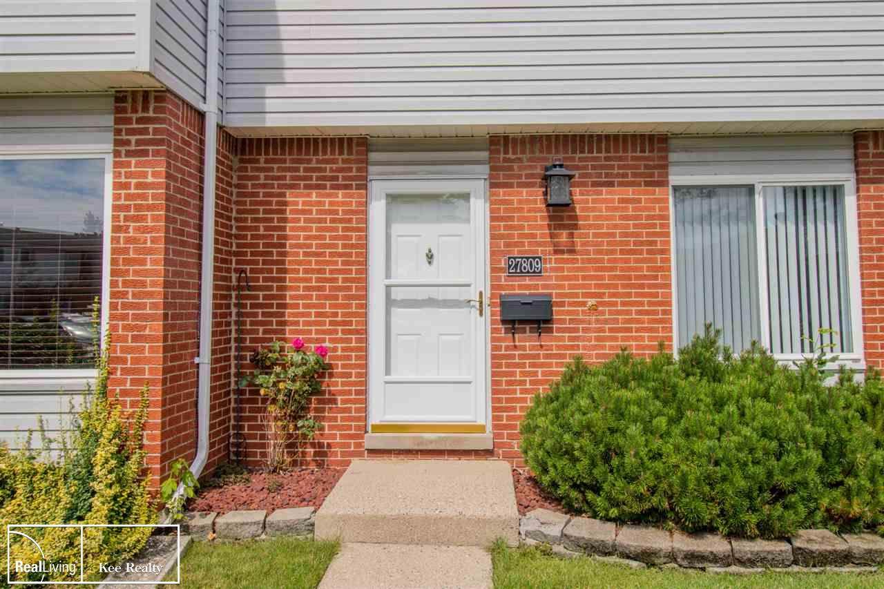 27809 Eastwick - Photo 1