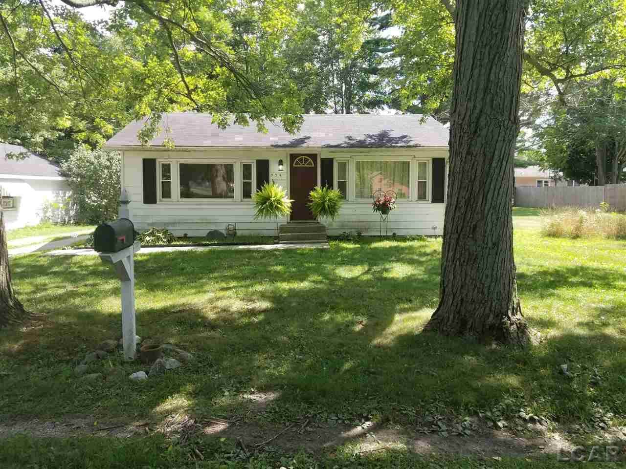 534 Whitney - Photo 1