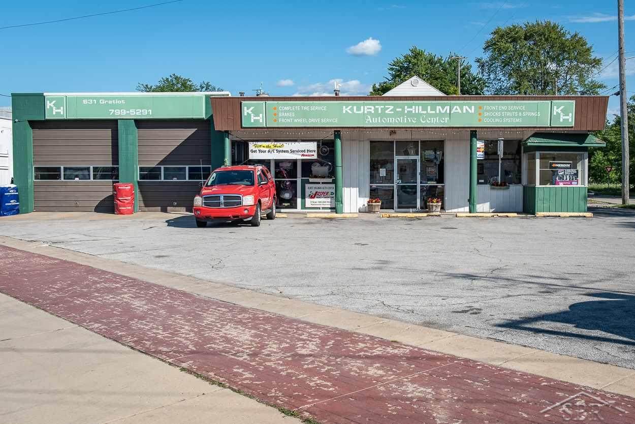631 Gratiot Ave - Photo 1
