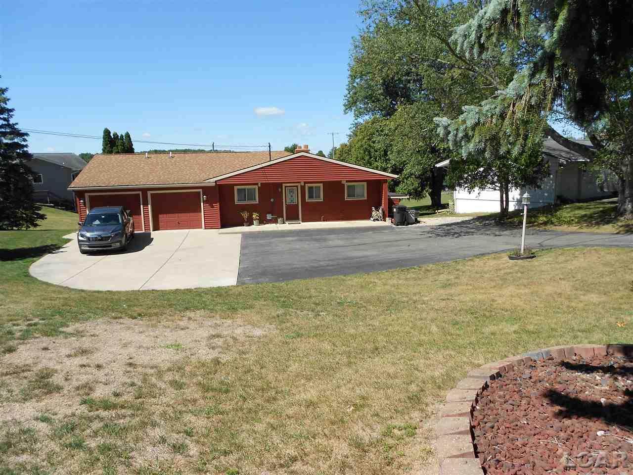11861 Lakeside Dr - Photo 1