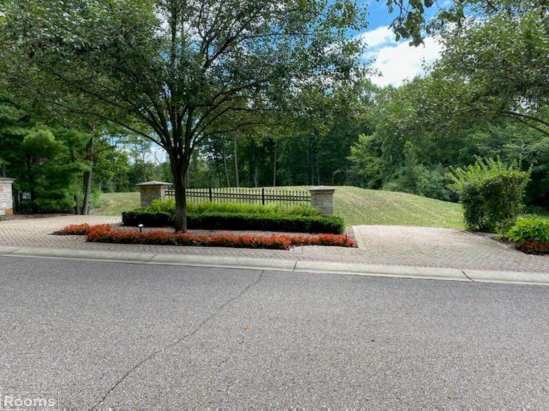 559 Barrington Park Dr - Photo 1