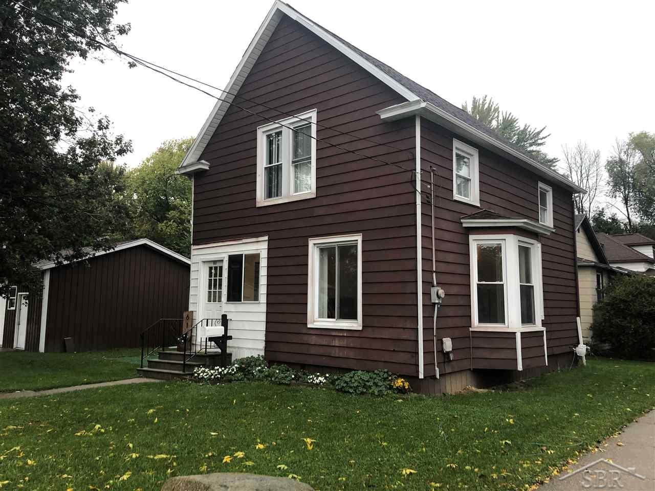 611 17th Street - Photo 1