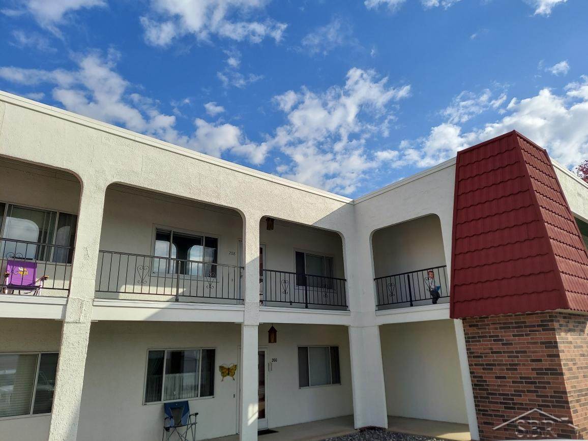 9150 Greenway - Photo 1
