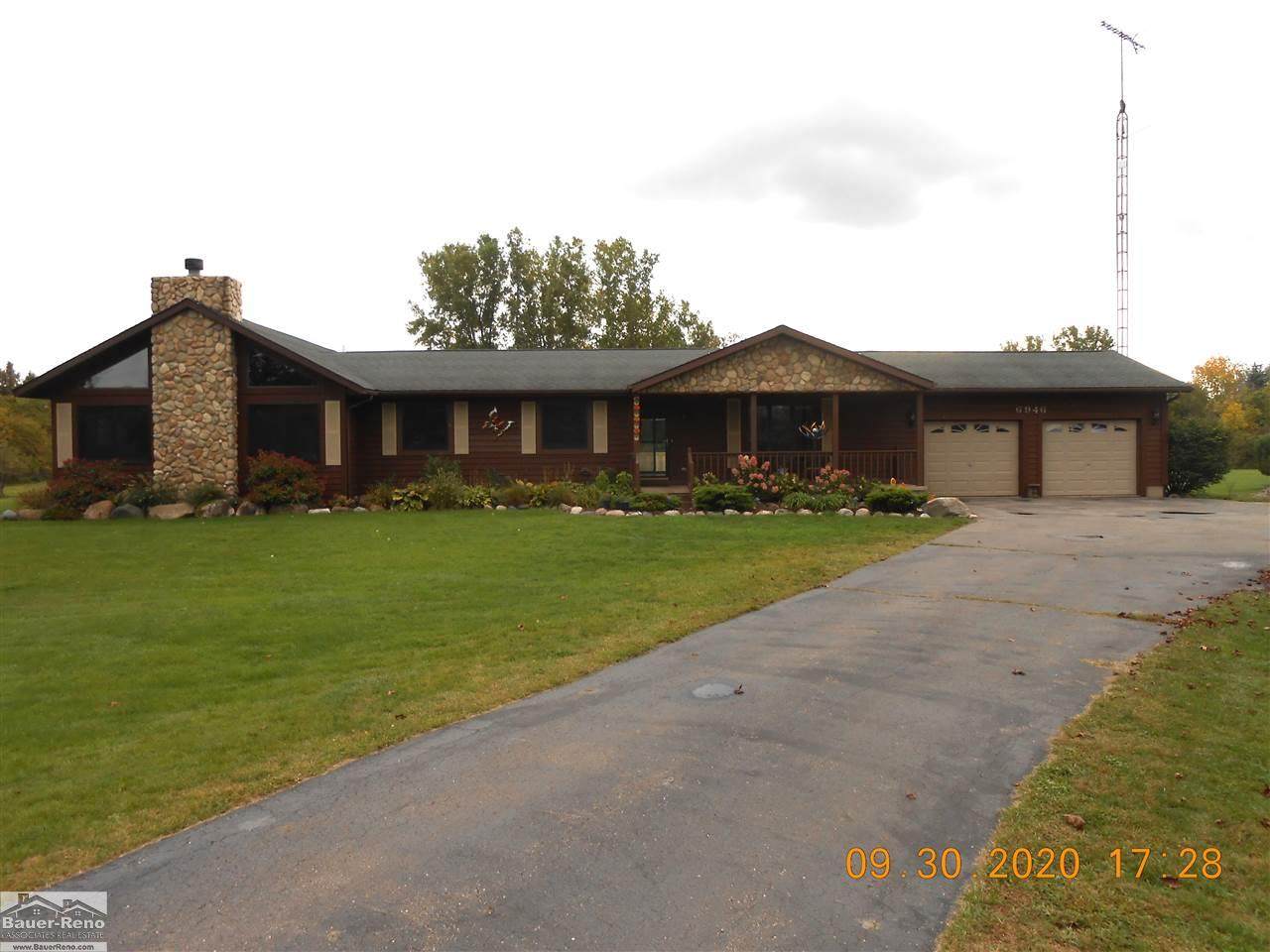 6946 Galbraith Line - Photo 1