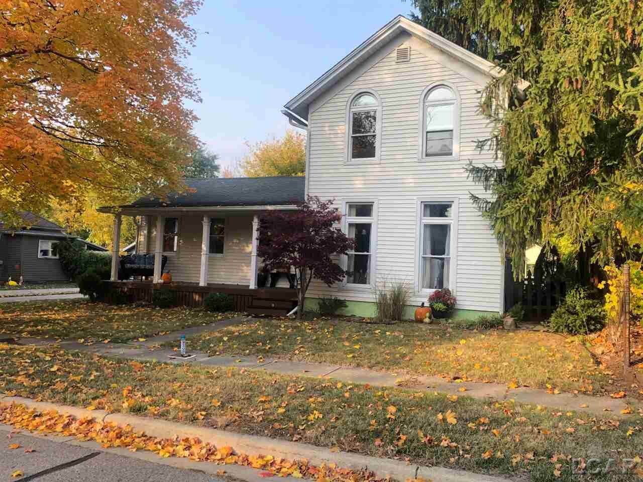 416 Spring St - Photo 1