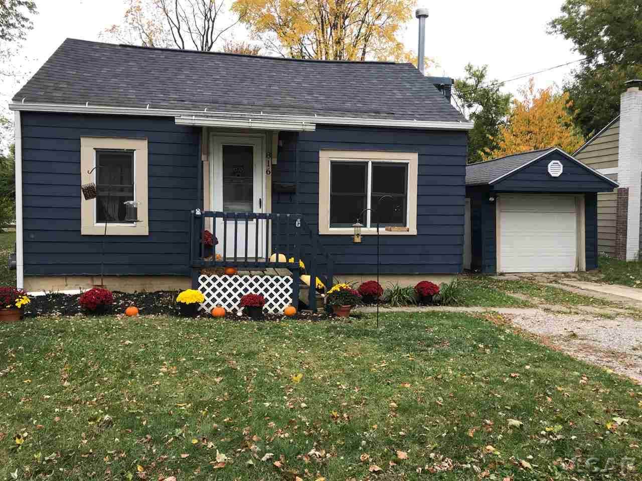 816 Caton Ave - Photo 1