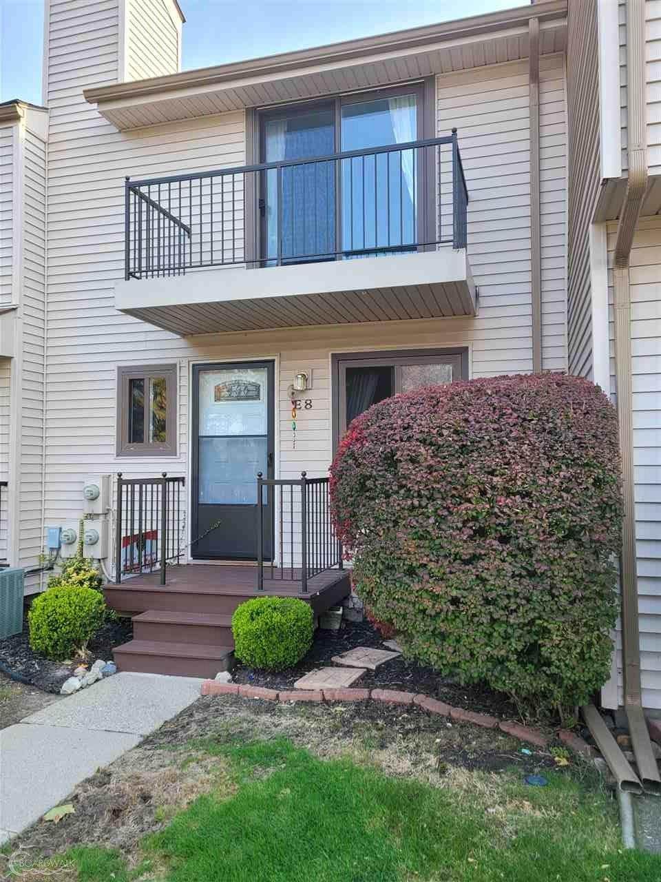 50676 Jefferson Ave - Photo 1