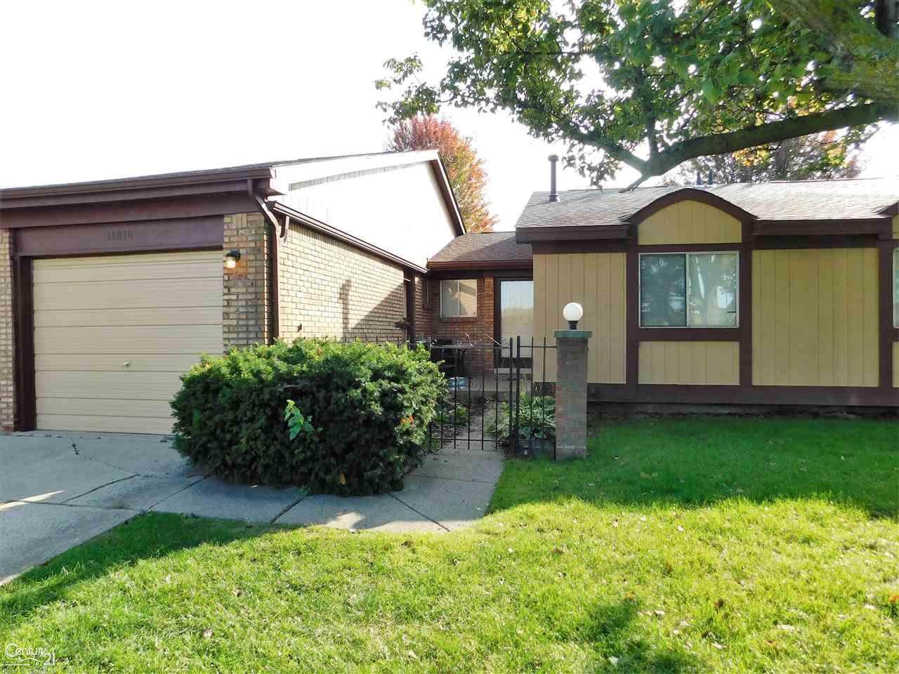 11810 Caradonna St - Photo 1