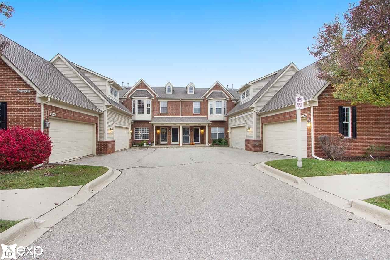 43123 Pendleton Circle - Photo 1