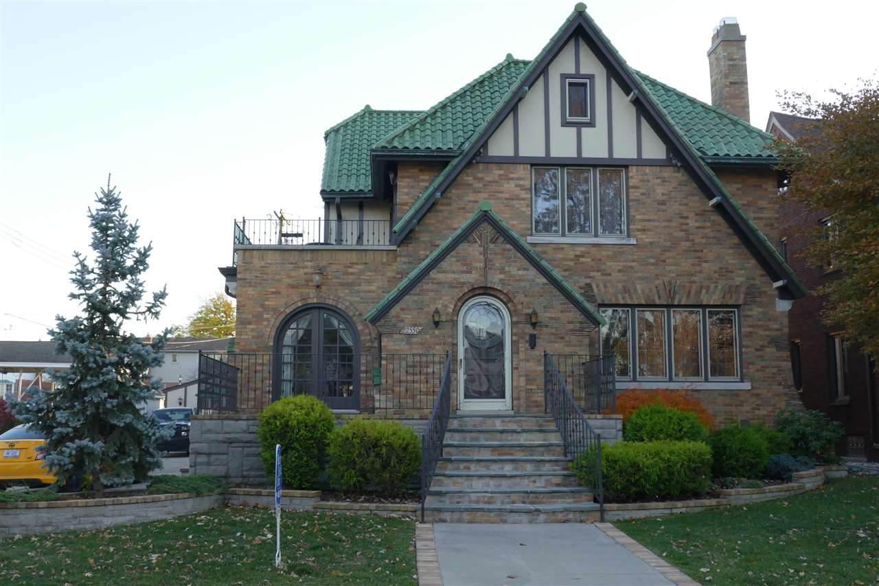 22550 Alexander Street - Photo 1