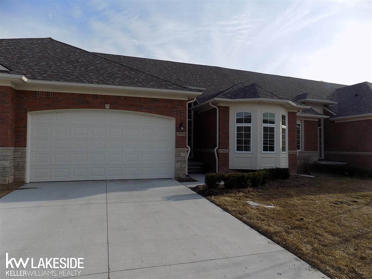 14916 Village Park Circle - Photo 1