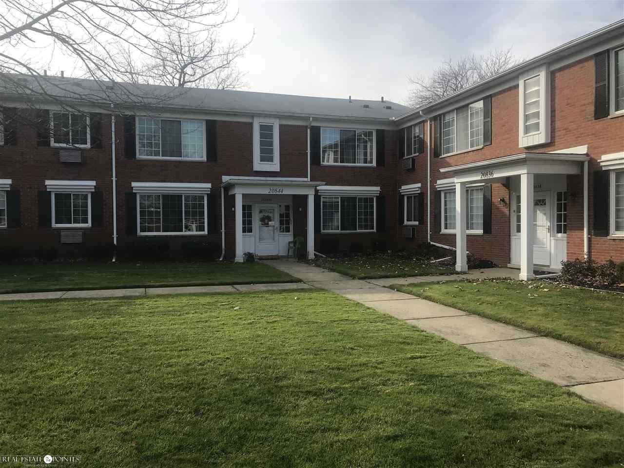 20844 Wildwood - Photo 1
