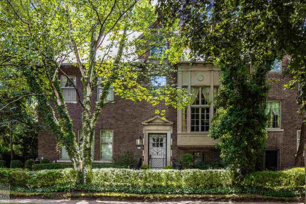 333 Lincoln Rd - Photo 1