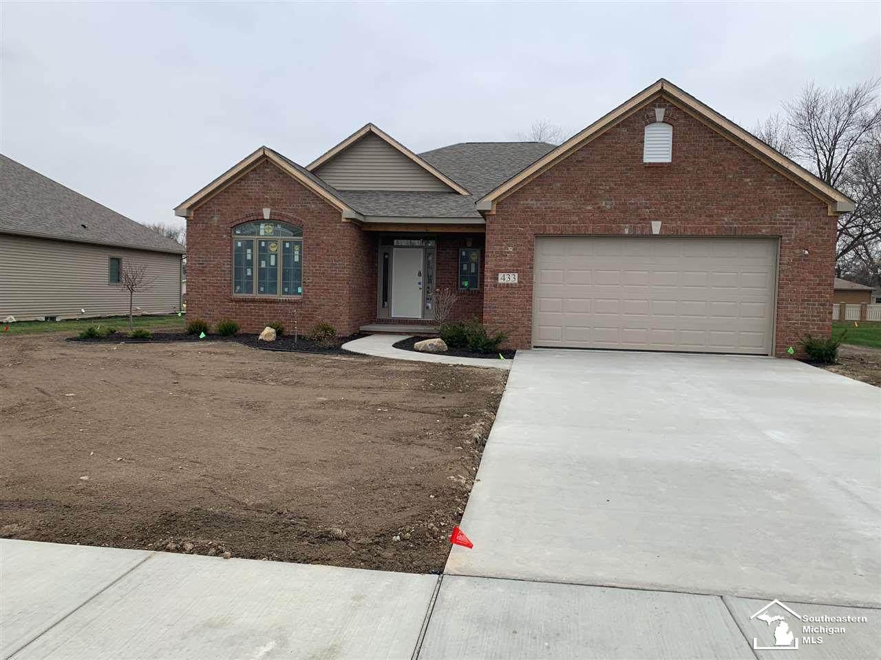 433 Central Park Blvd - Photo 1