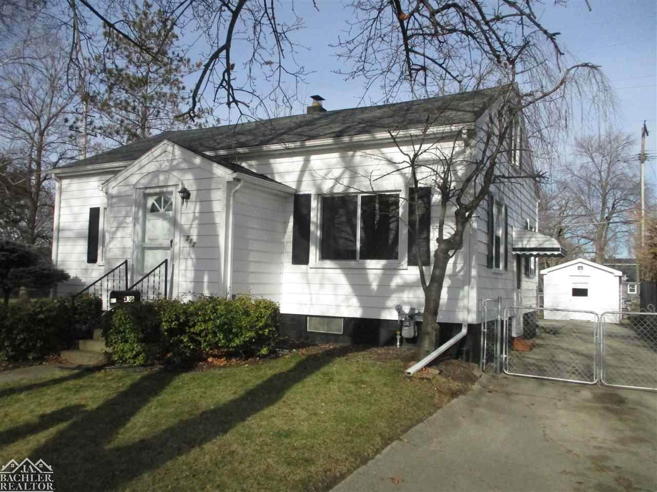 512 Woodworth - Photo 1