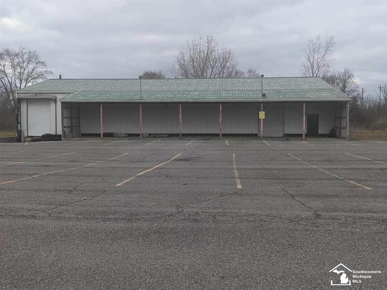 1052 Telegraph - Photo 1