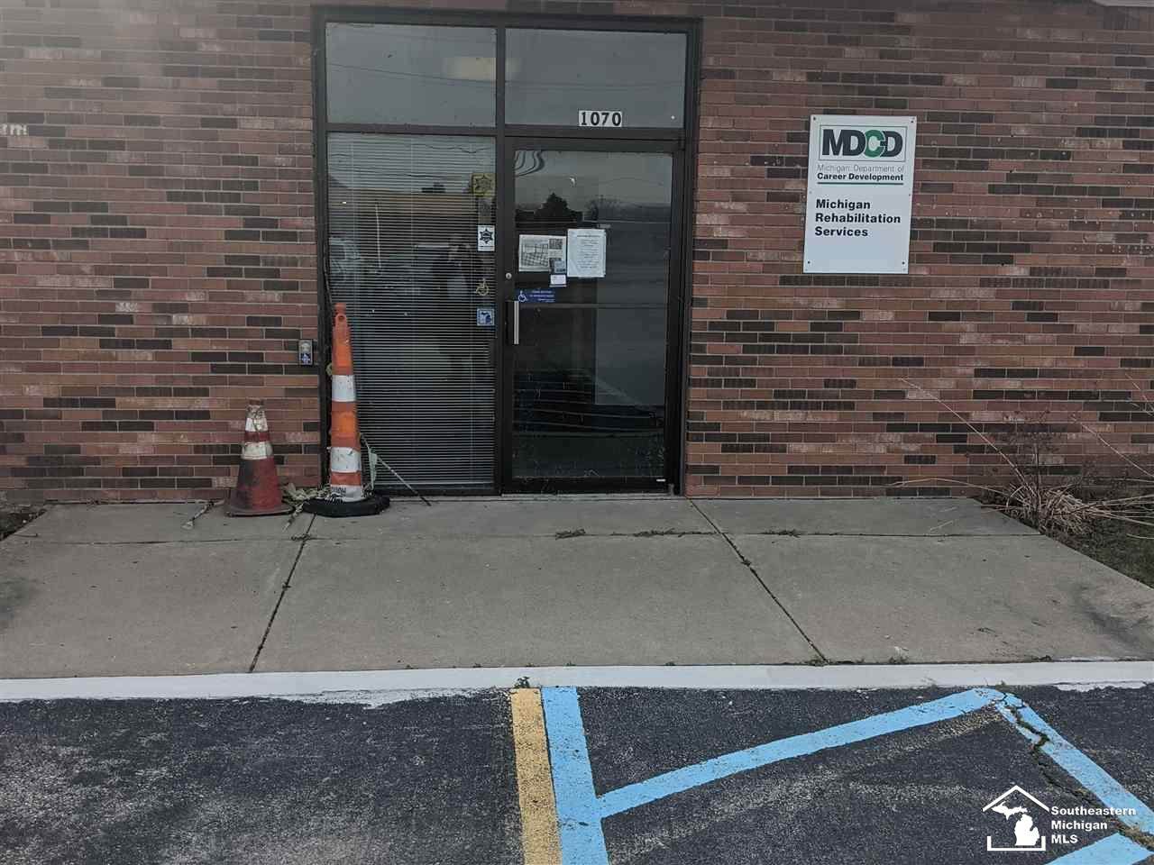 1070 Telegraph - Photo 1