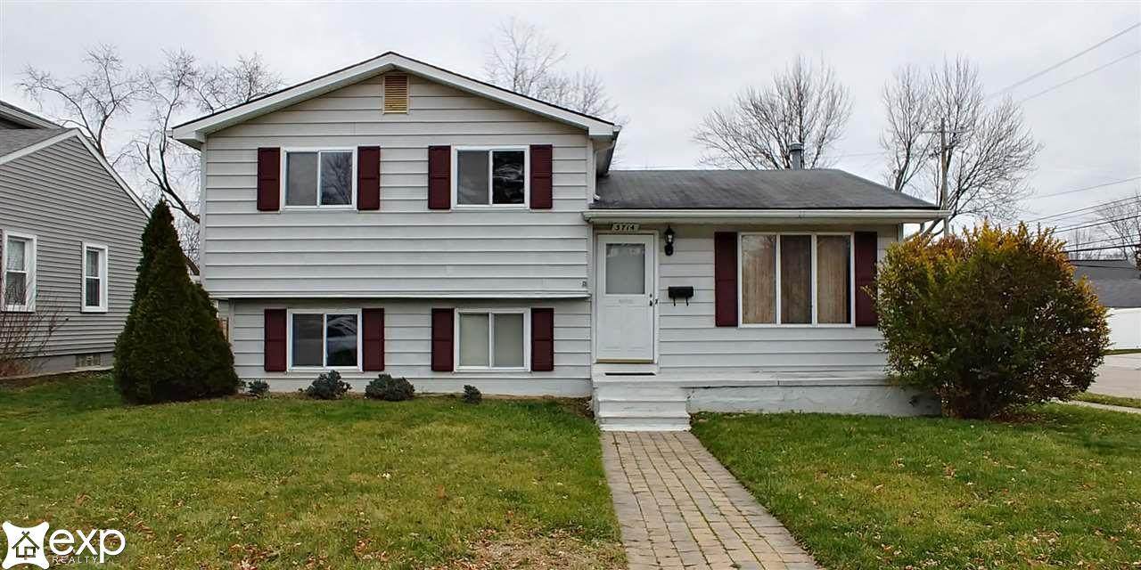 3714 Prairie Ave - Photo 1