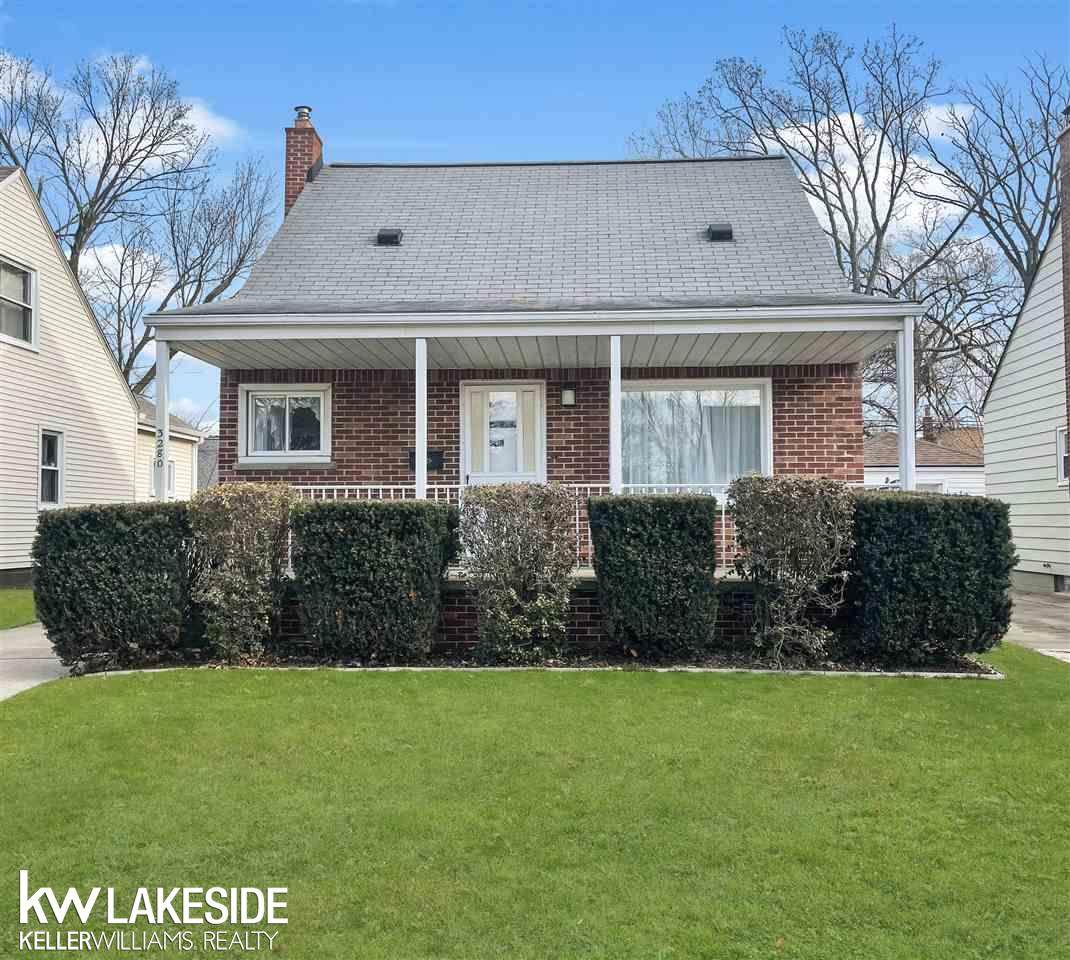 3280 Kenwood - Photo 1