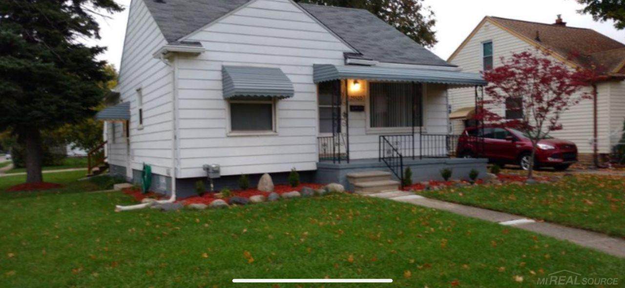 25500 Fern - Photo 1