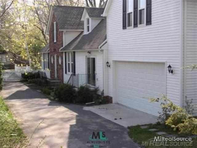 156 Kerby - Photo 1