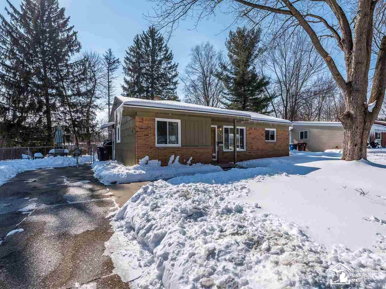 2820 Beacon Hill - Photo 1