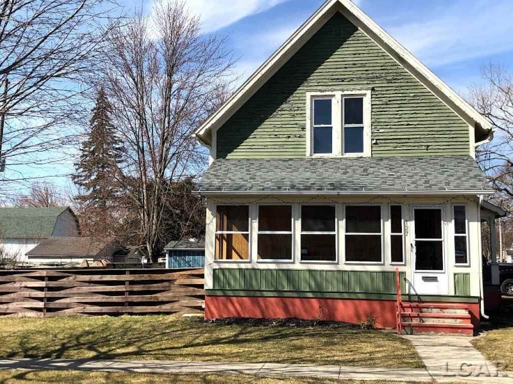 127 East - Photo 1