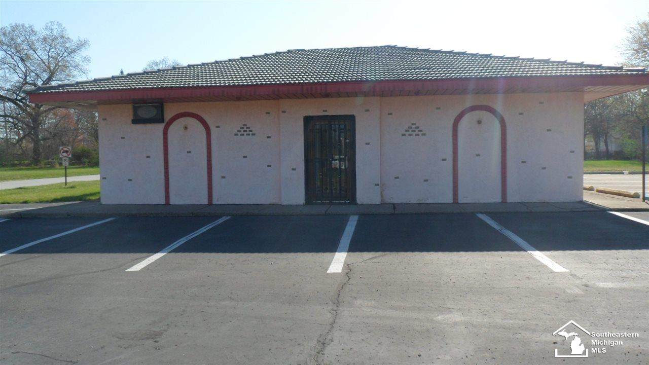 21509 Telegraph - Photo 1