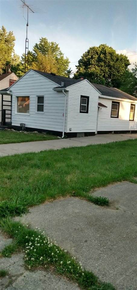 2743 Berkley - Photo 1