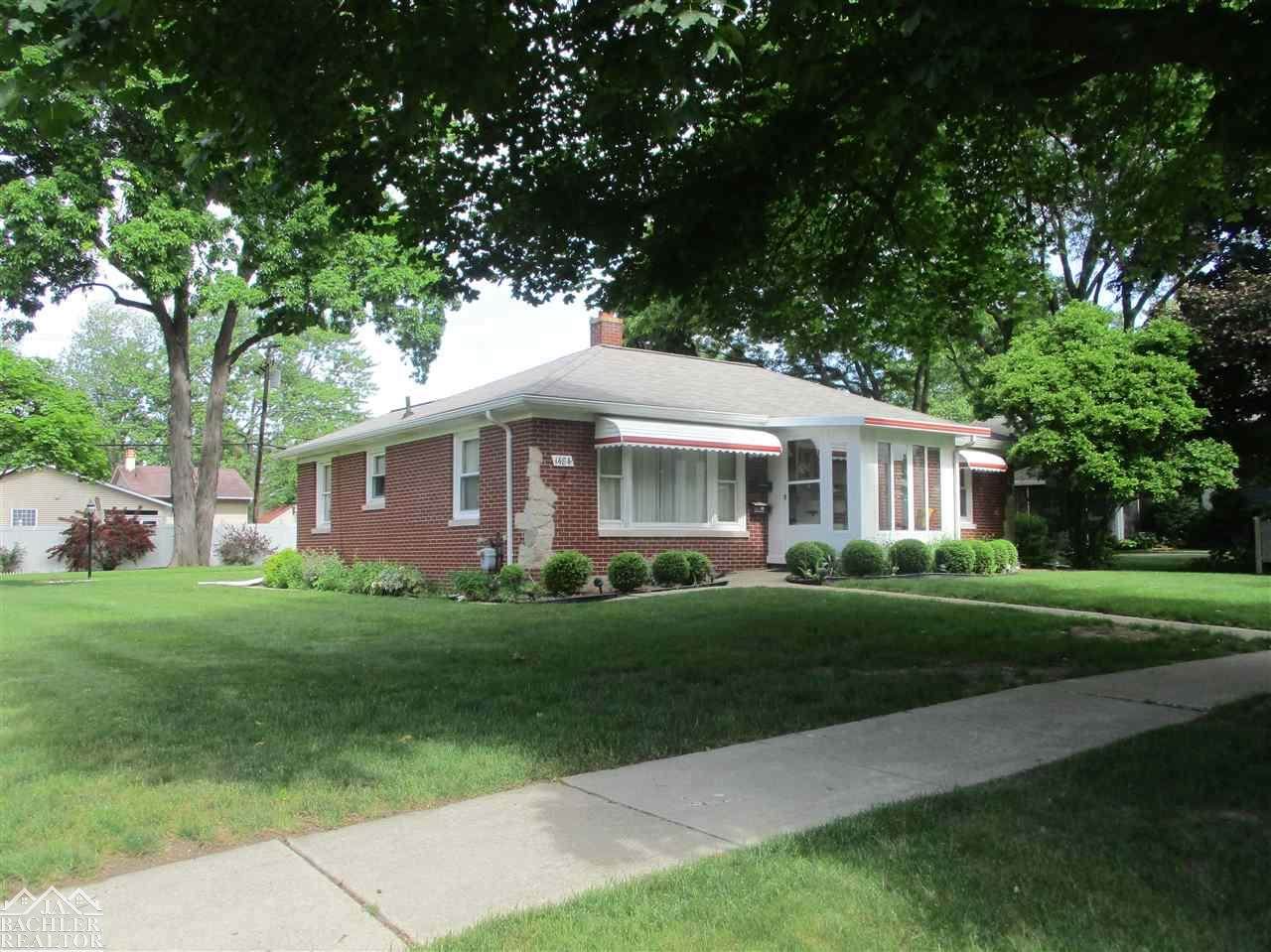 1484 Riverside - Photo 1