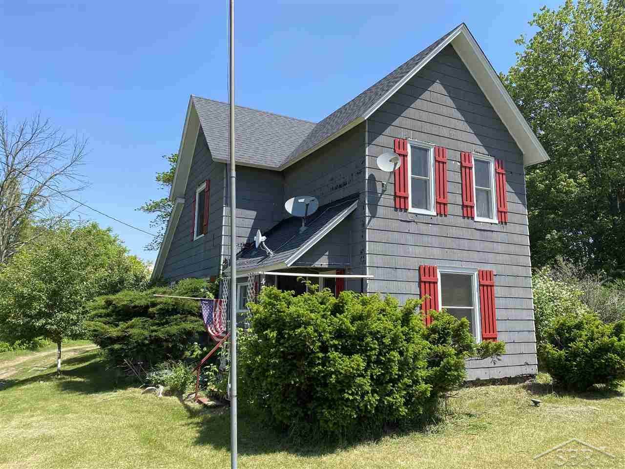 4533 Tittabawassee - Photo 1
