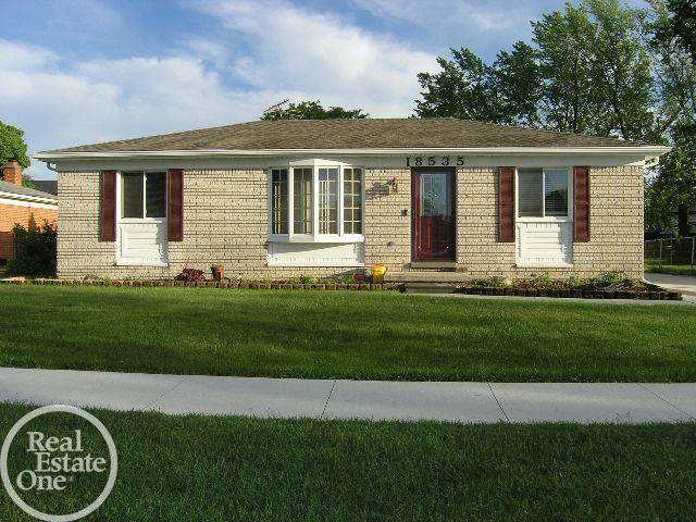 18535 Blakely Dr - Photo 1