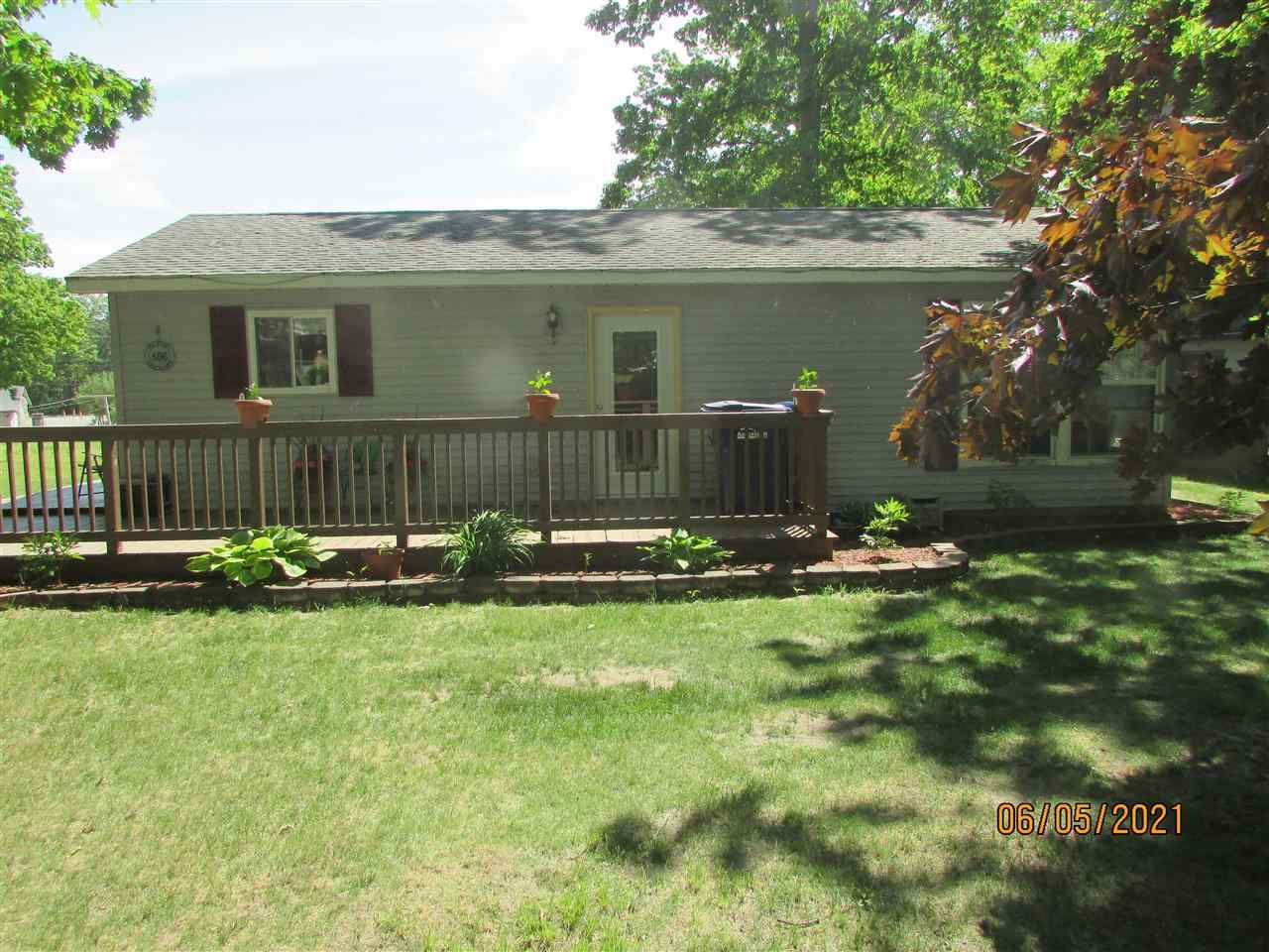 806 Greenlawn - Photo 1