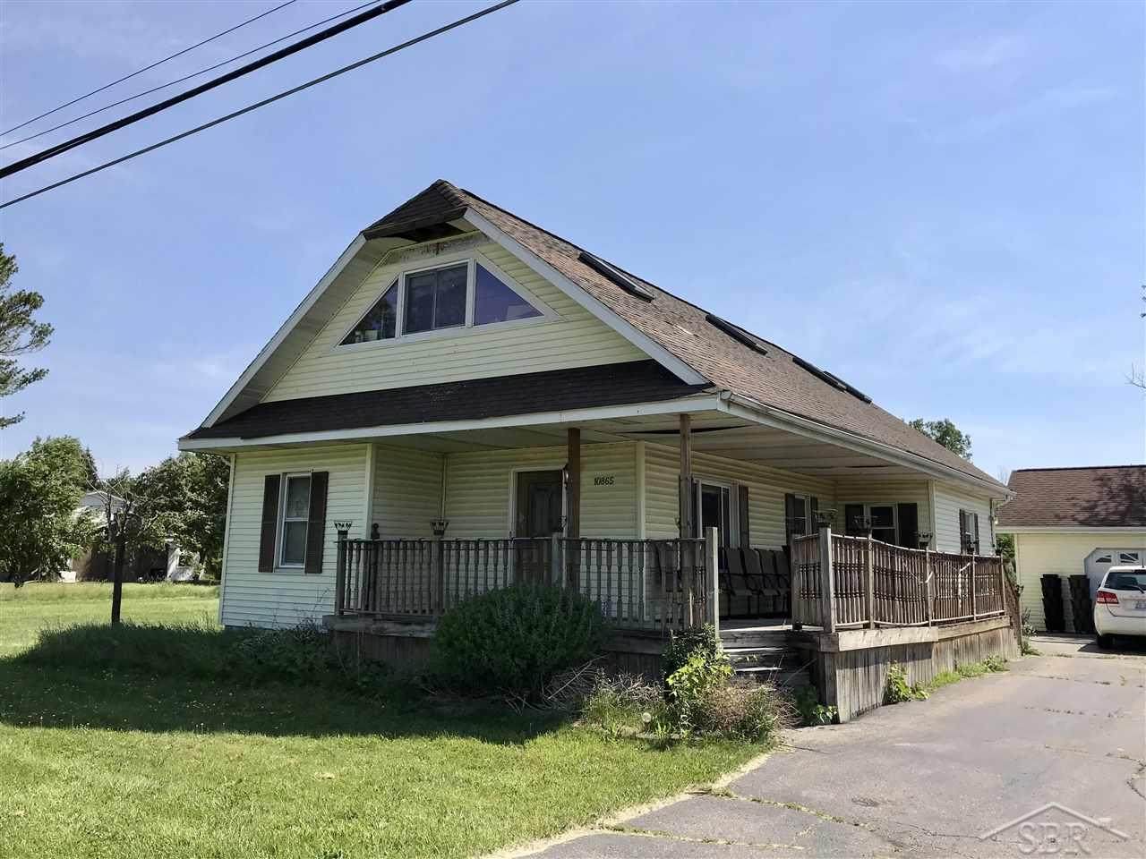 10865 Sheridan - Photo 1