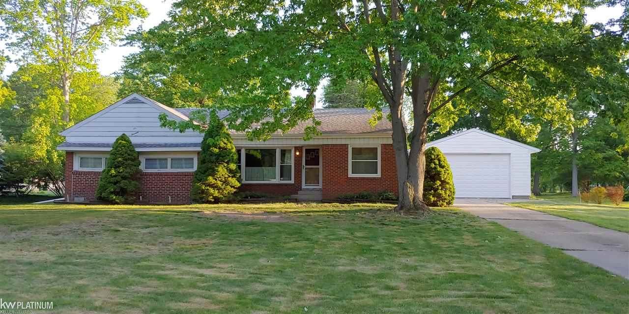 614 New Hampshire Ave - Photo 1