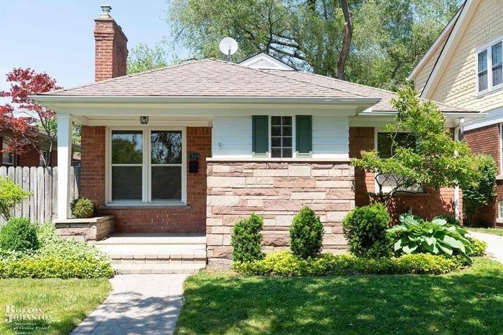 472 Manor St - Photo 1