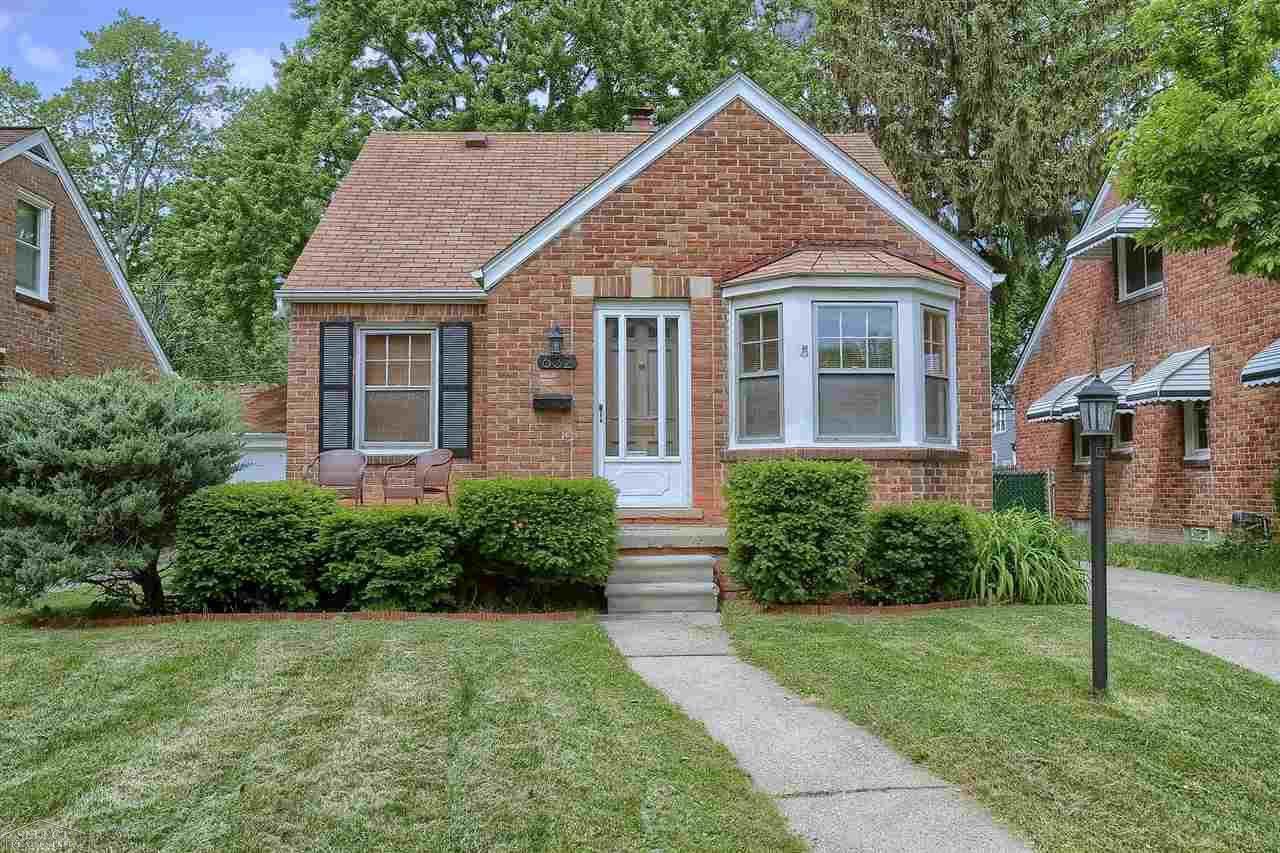 632 Edison Ave - Photo 1