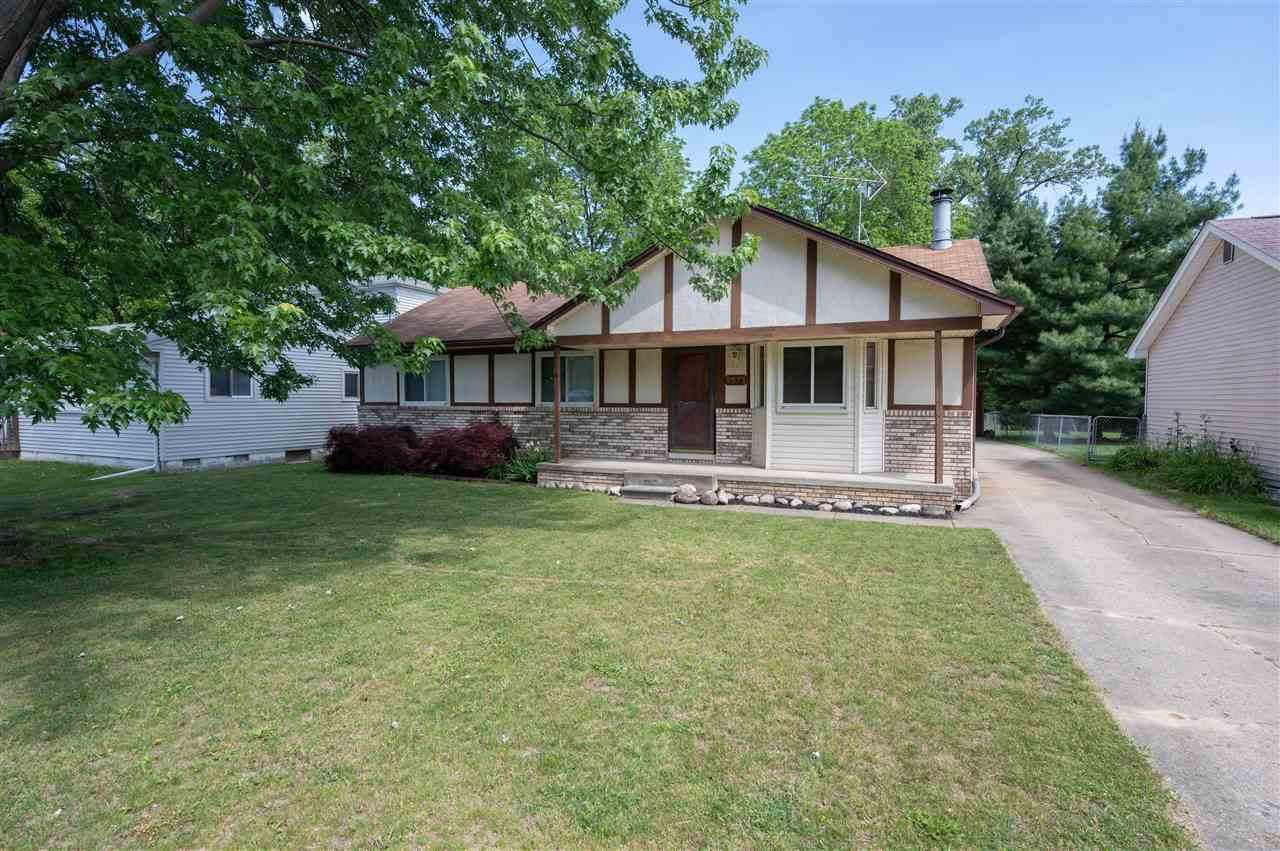 5571 Plymouth Street - Photo 1