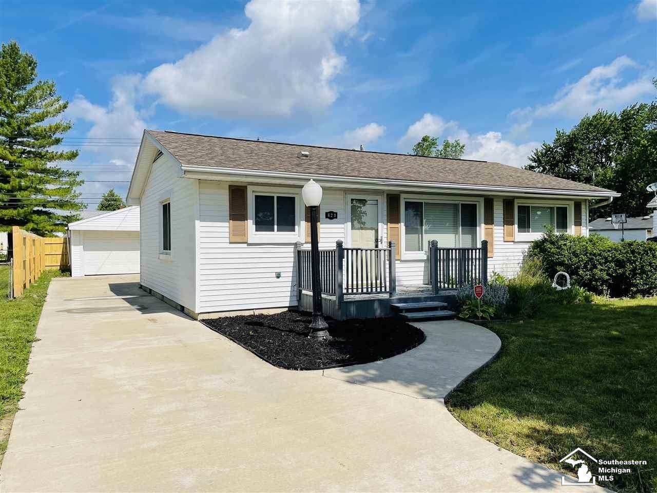 629 Huber - Photo 1